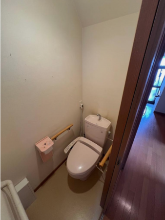 堺市堺区、中古一戸建てのトイレ画像です
