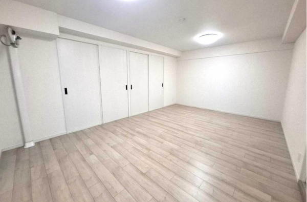 堺市堺区戎島町、マンションの内装画像です