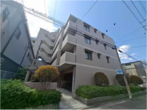 堺市堺区南清水町、マンションの外観画像です