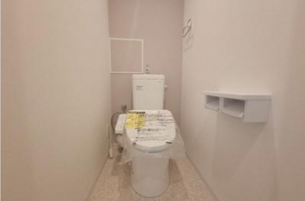 堺市堺区南清水町、マンションのトイレ画像です