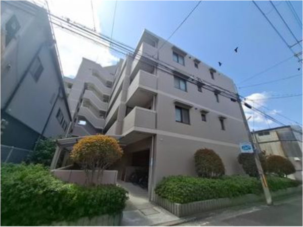 堺市堺区南清水町、マンションの外観画像です