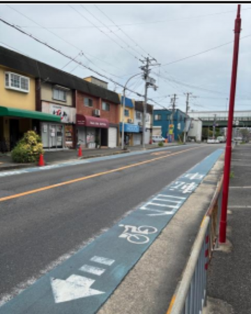 堺市堺区砂道町、収益物件/店舗付住宅の前面道路を含む現地写真画像です