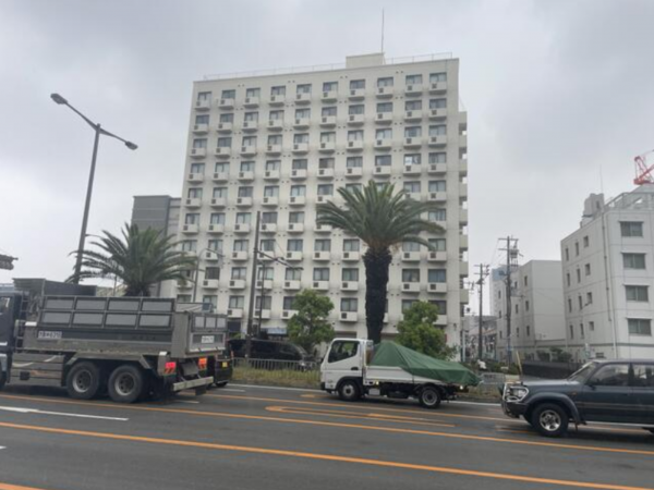 堺市堺区竜神橋町、マンションの外観画像です