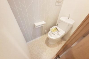 堺市堺区中之町西、マンションのトイレ画像です
