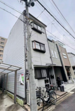 堺市堺区錦綾町、中古一戸建ての外観画像です