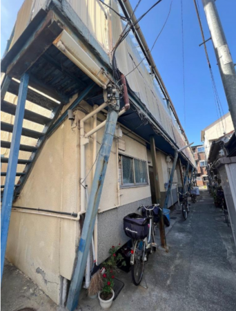 堺市堺区西湊町、収益物件/アパートの外観画像です