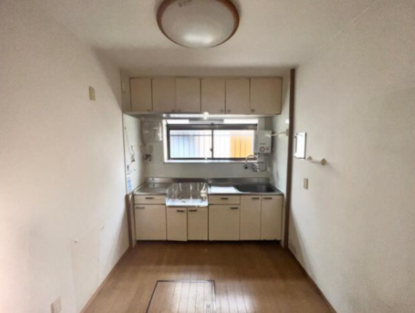 堺市堺区、中古一戸建てのキッチン画像です