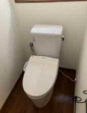 堺市堺区、中古一戸建てのトイレ画像です