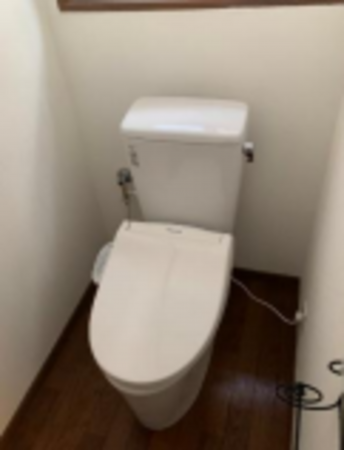 堺市堺区、中古一戸建てのトイレ画像です