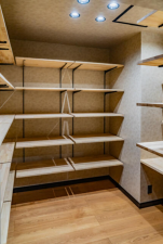 堺市堺区緑ヶ丘南町、中古一戸建ての収納画像です