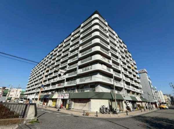 堺市堺区戎島町、マンションの外観画像です