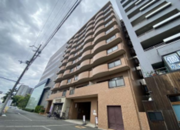 堺市堺区車之町西、マンションの外観画像です