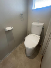 堺市堺区寺地町西、マンションのトイレ画像です