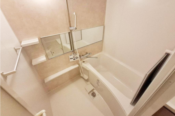 堺市堺区柏木町、マンションの風呂画像です