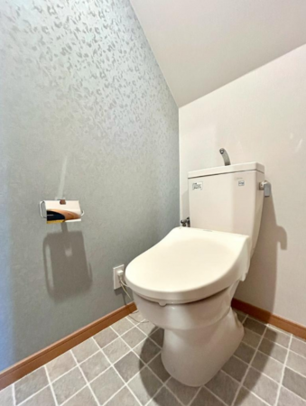 堺市堺区浅香山町、中古一戸建てのトイレ画像です