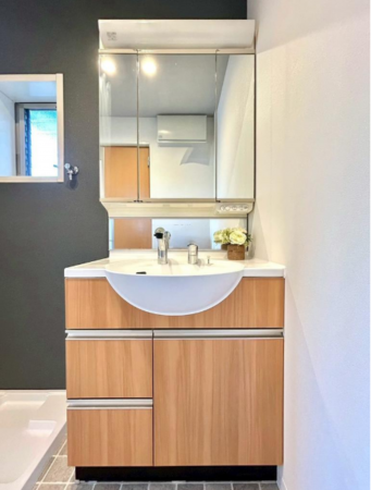 堺市堺区浅香山町、中古一戸建ての洗面画像です