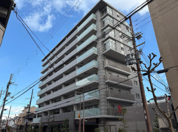 堺市堺区向陵西町、マンションの外観画像です