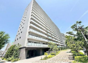 堺市堺区戎島町、マンションの外観画像です