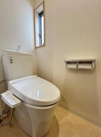 堺市堺区、中古一戸建てのトイレ画像です