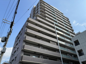 堺市堺区栄橋町、マンションの外観画像です