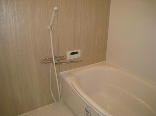 堺市堺区大仙中町、マンションの風呂画像です