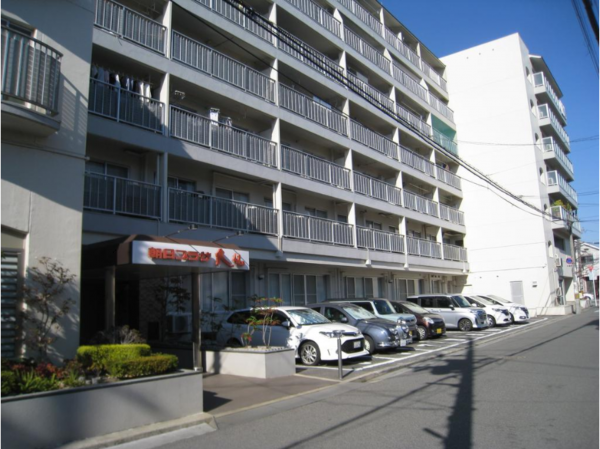 堺市堺区大仙中町、マンションの外観画像です