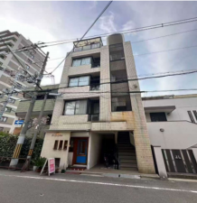 堺市堺区甲斐町西、収益物件/住宅付店舗の外観画像です