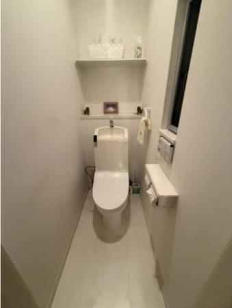 堺市堺区車之町東、中古一戸建てのトイレ画像です