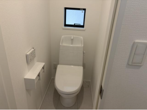 堺市堺区永代町、新築一戸建てのトイレ画像です