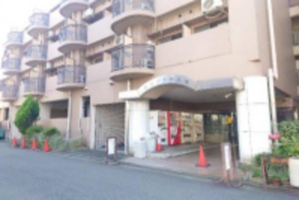 堺市堺区甲斐町東、収益物件/店舗付住宅の外観画像です