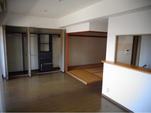 堺市堺区山本町、マンションの内装画像です