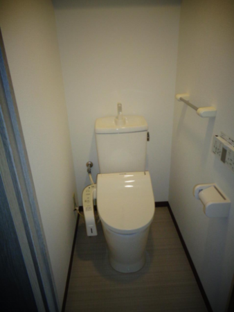 堺市堺区山本町、マンションのトイレ画像です