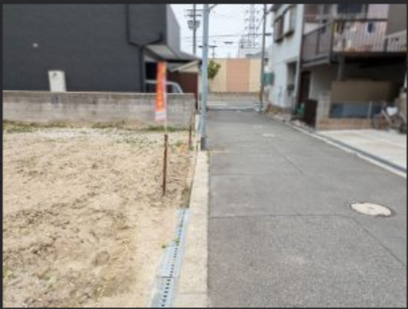 堺市堺区緑ヶ丘北町、土地の前面道路を含む現地写真画像です
