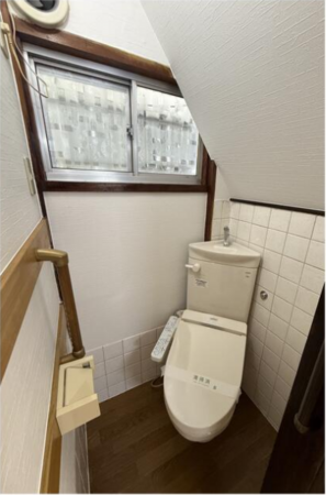 堺市堺区南旅篭町東、中古一戸建てのトイレ画像です