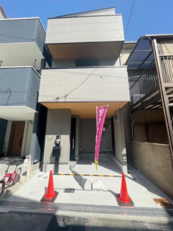 堺市堺区、新築一戸建ての外観画像です
