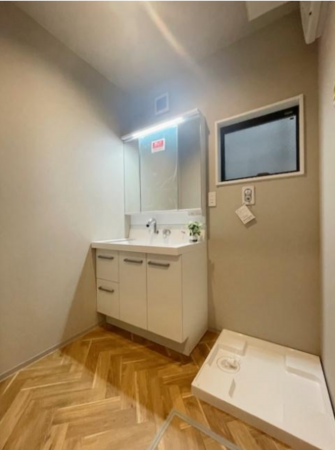 堺市堺区、新築一戸建ての洗面画像です
