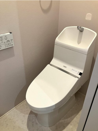 堺市堺区南旅篭町西、中古一戸建てのトイレ画像です