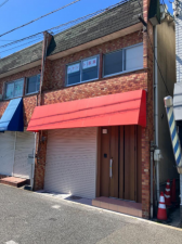 堺市堺区南陵町、収益物件/店舗付住宅の外観画像です