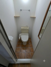堺市堺区七道西町、マンションのトイレ画像です