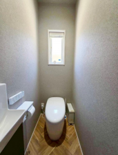 堺市堺区海山町、中古一戸建てのトイレ画像です