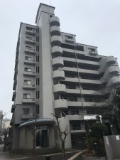 小牧市光ケ丘、マンションの画像です