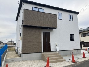 小牧市多気西町、新築一戸建ての画像です