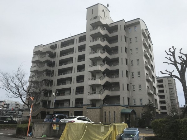小牧市城山、マンションの画像です