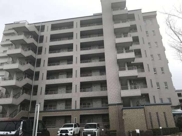 小牧市城山、マンションの画像です