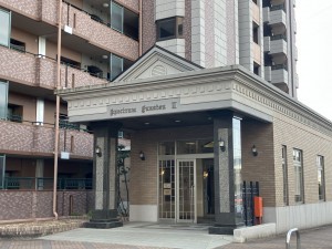 小牧市大字舟津、マンションの画像です