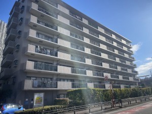 小牧市古雅、マンションの画像です