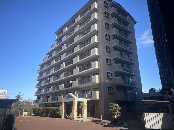 小牧市古雅、マンションの画像です