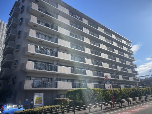 小牧市古雅、マンションの画像です