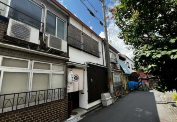 京都市上京区利生町、中古一戸建ての前面道路を含む現地写真画像です