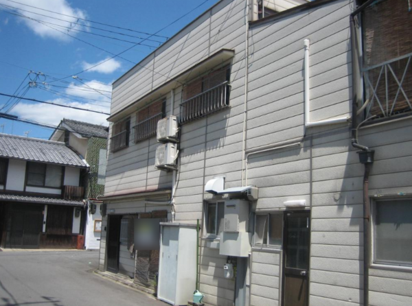 京都市上京区今小路通御前通西入紙屋川町、中古一戸建ての外観画像です
